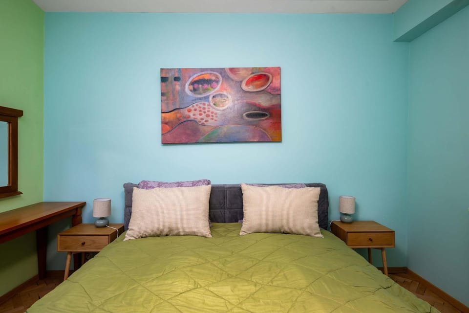 Bed, Photo of the whole room, Decorative detail, Bedroom