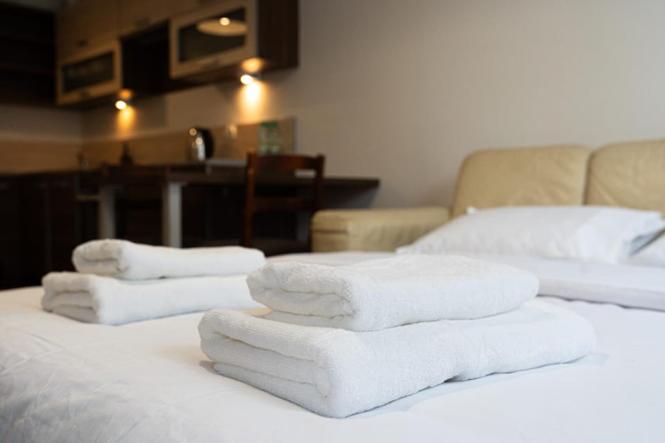 Living room, towels