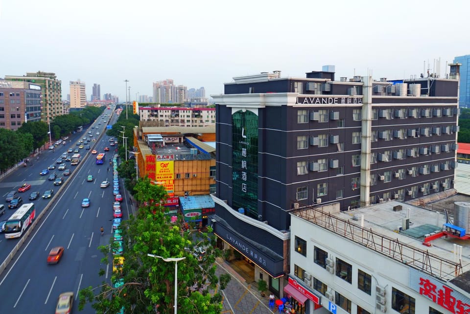 Property building, Day, Neighbourhood, City view, Street view, Location