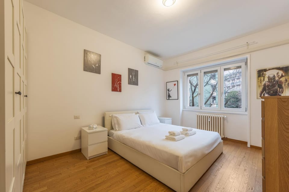 Bed, Photo of the whole room, Bedroom, internet, towels