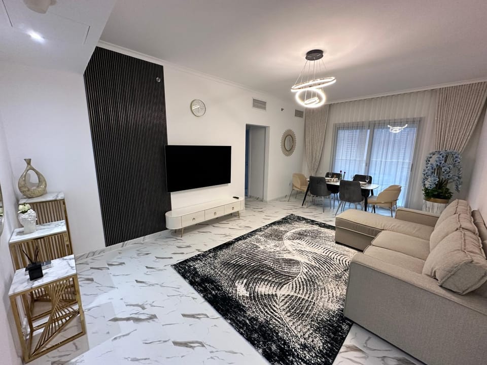 Premium 2BR Marina View Apartment in Dubai Marina Apartment in Dubai