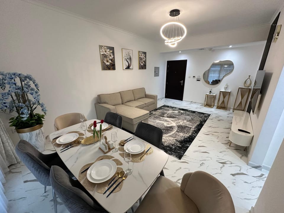 Premium 2BR Marina View Apartment in Dubai Marina Apartment in Dubai
