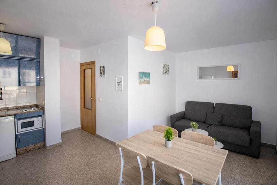Kitchen or kitchenette, Living room