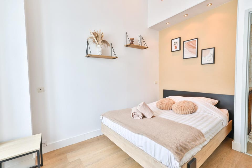 Bed, Photo of the whole room, Bedroom, heating, internet, towels