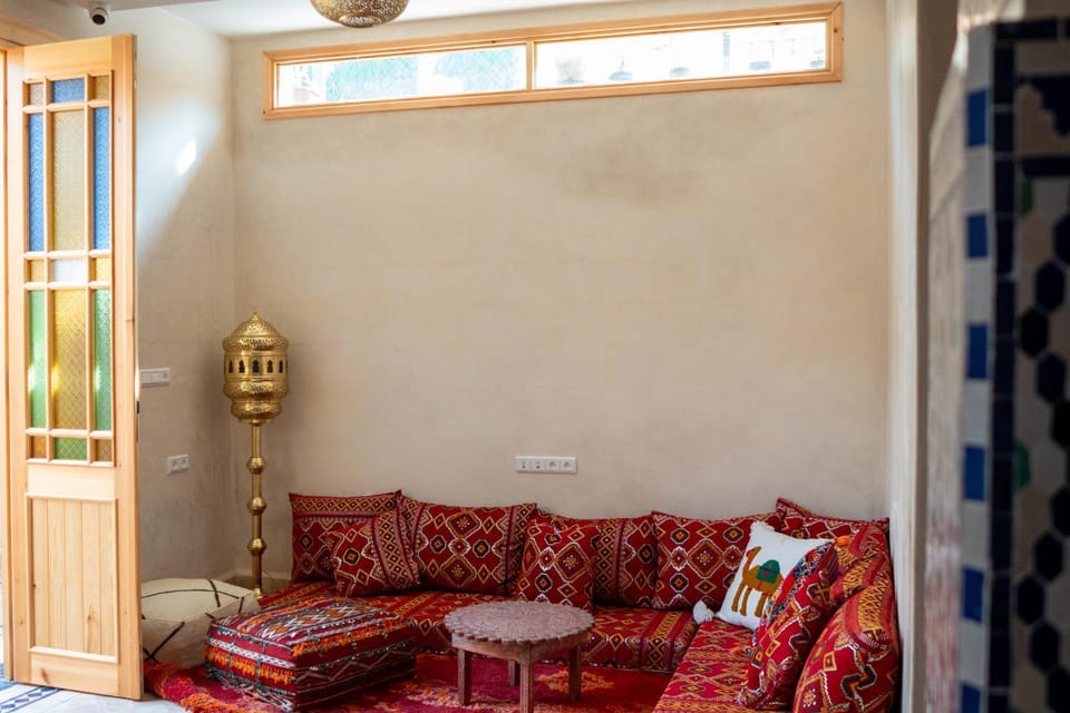 Communal lounge/ TV room