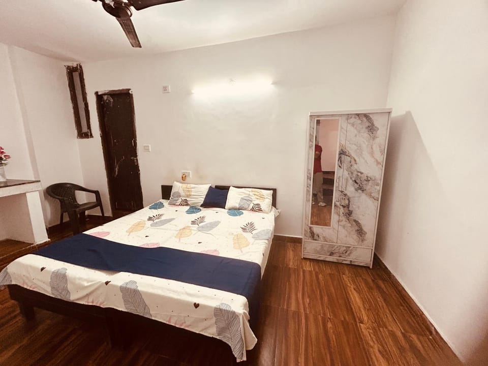 BTS STAY- Singh Niwas Vacation rental in Noida
