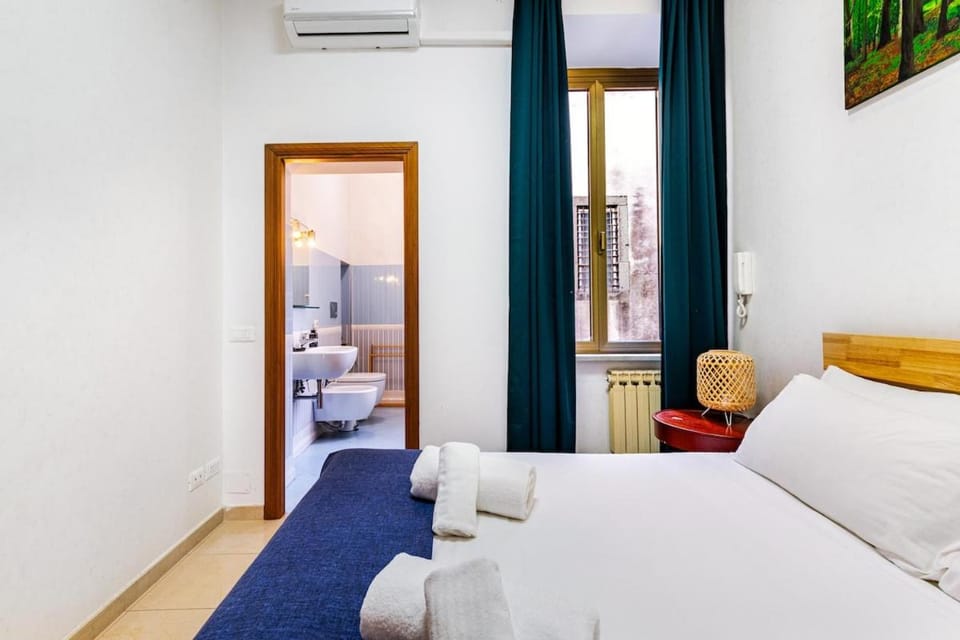 Bed, Bedroom, air conditioner