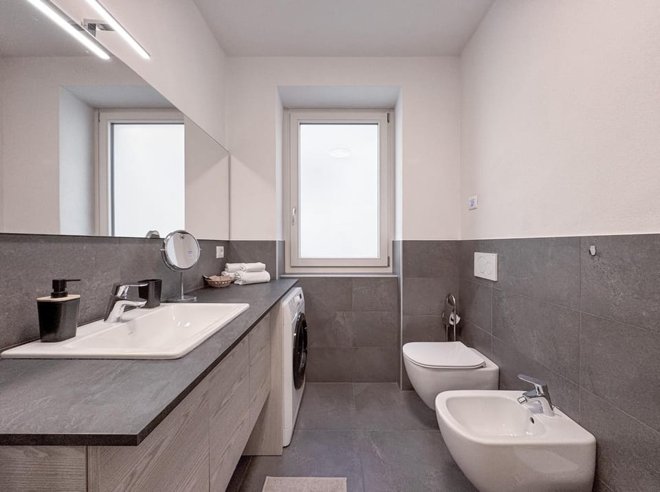 Toilet, Bathroom, bidet, washing machine