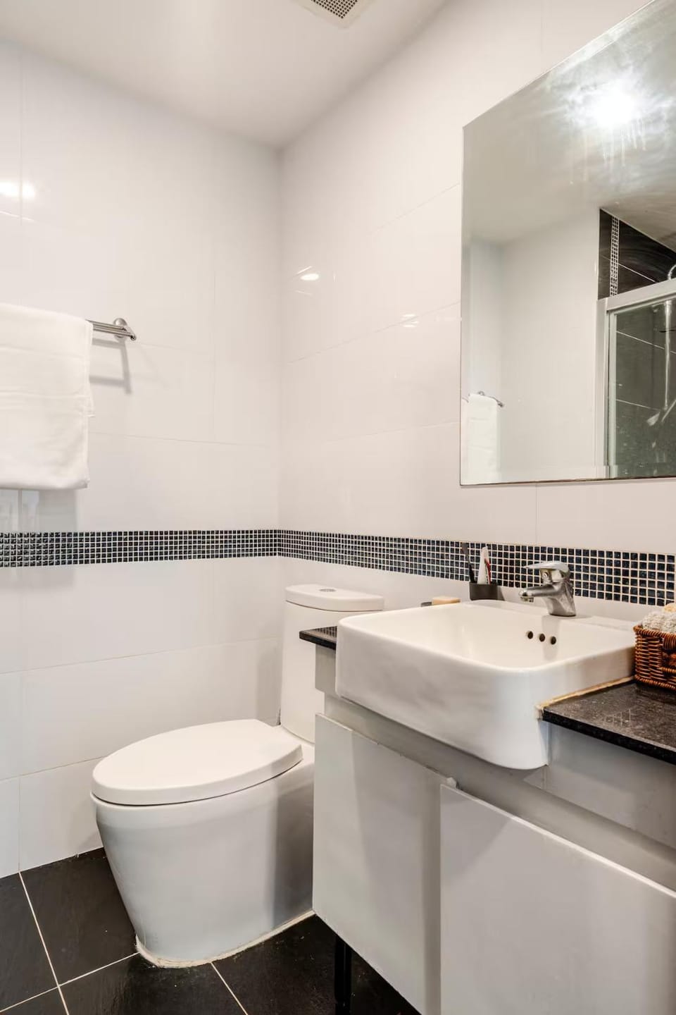 Relaxing 1BR near Maya with Cozy Living Space Apartment in Chiang Mai