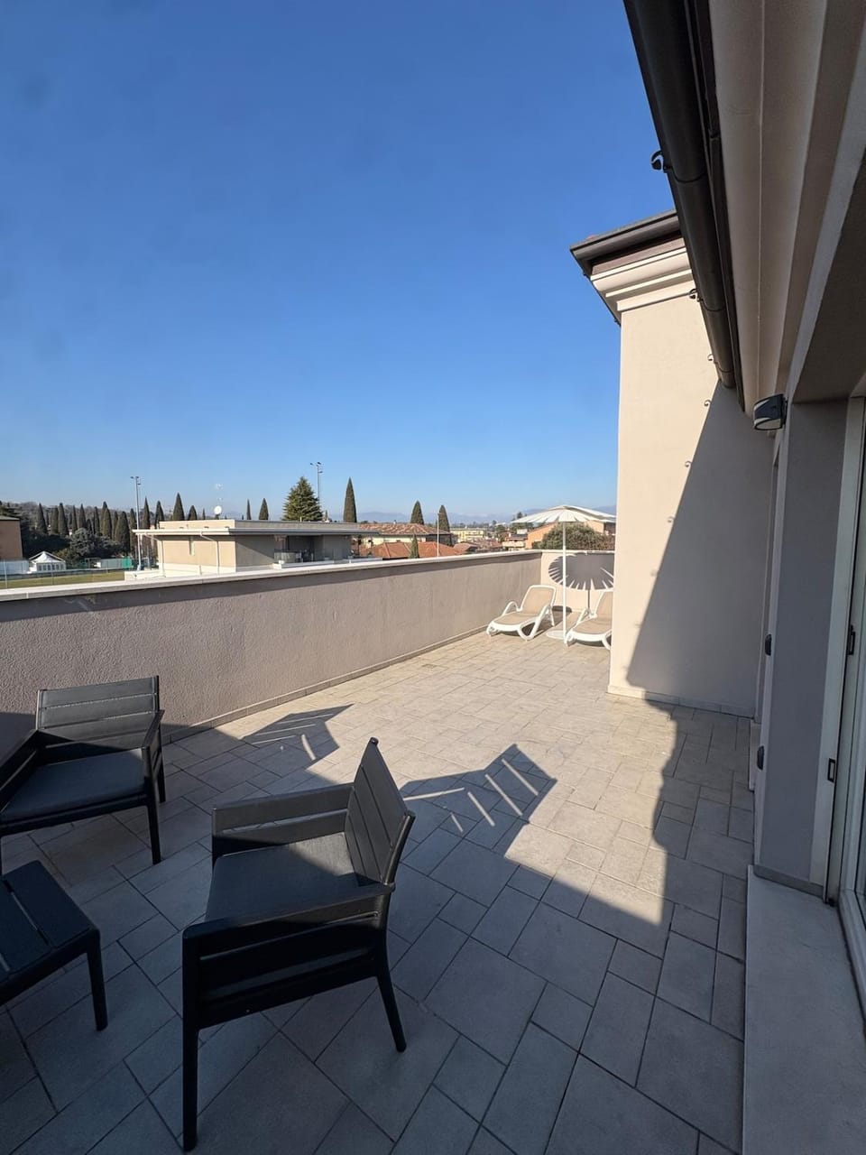 Balcony/Terrace, sunbed