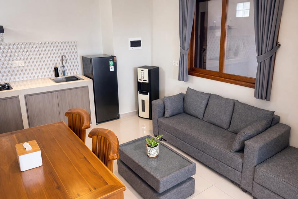 Glory Private Suites Near Airport & Seminyak Apartment in Kuta