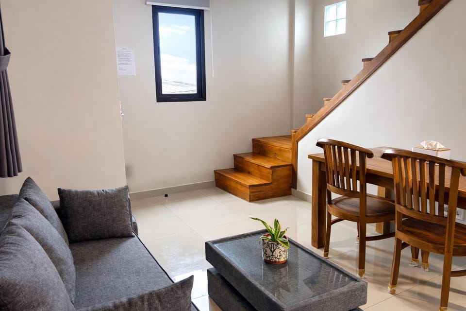 Glory Private Suites Near Airport & Seminyak Apartment in Kuta