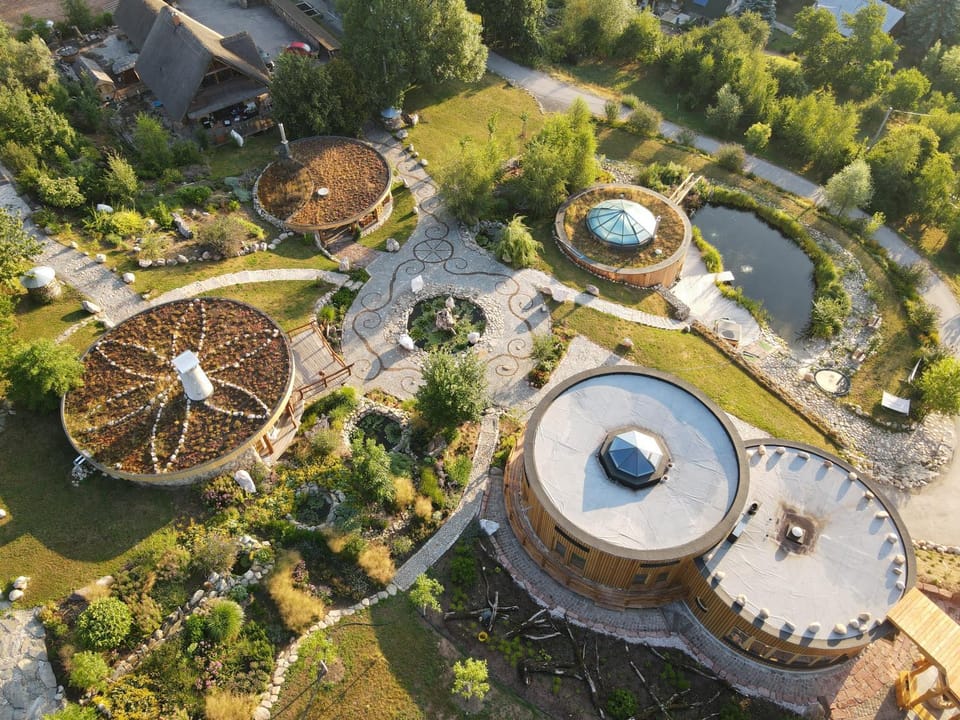 dům Ohně Nature lodge in Lower Silesian Voivodeship