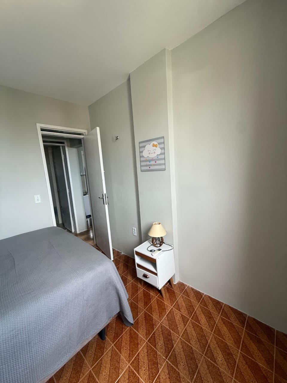 Apartamento completo com vaga de garagem a 200 metros da praia Apartment in Fortaleza