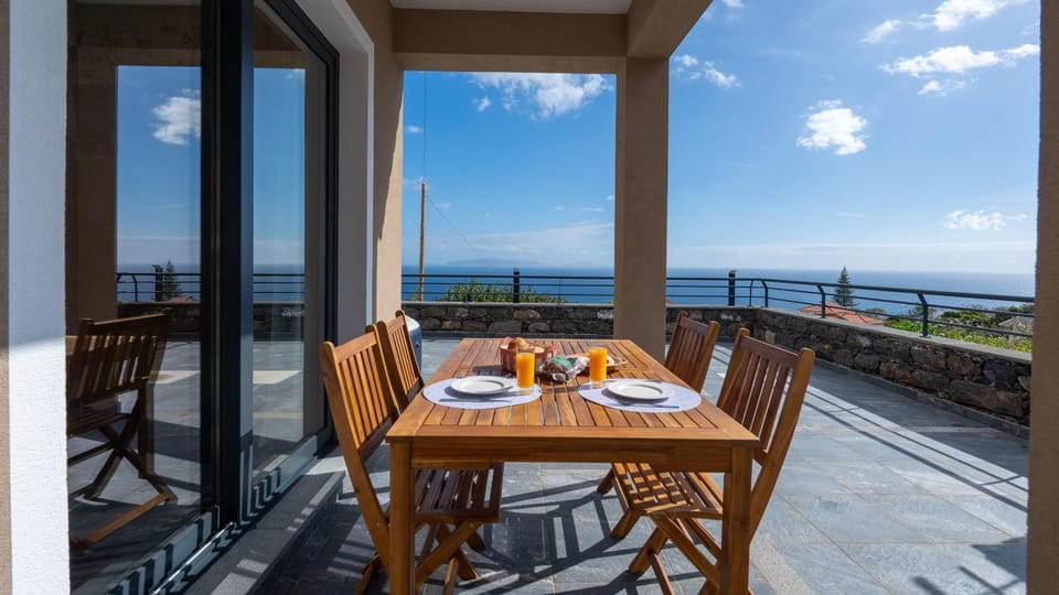 Patio, Sea view