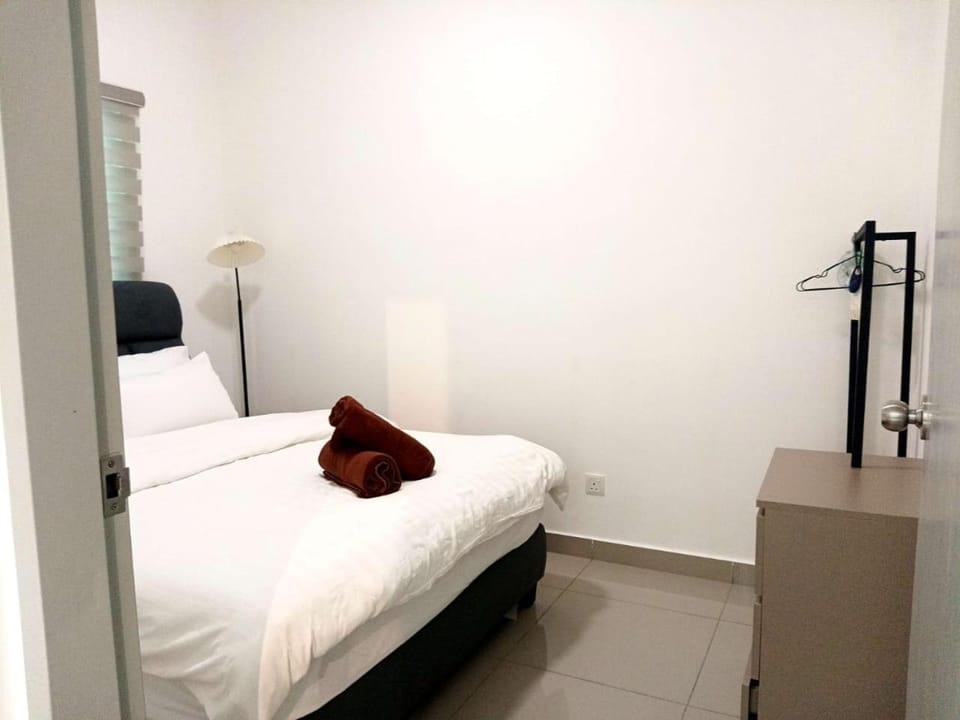 Amber Cove Two Bedroom Seaview J & E Apartment in Malacca
