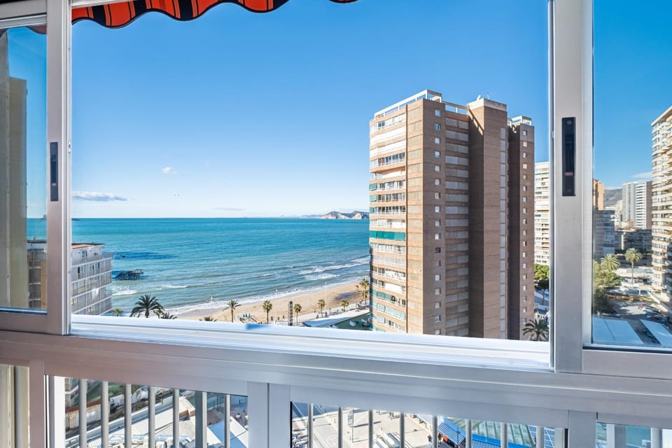 Day, Natural landscape, View (from property/room), Balcony/Terrace, Beach, City view, Sea view