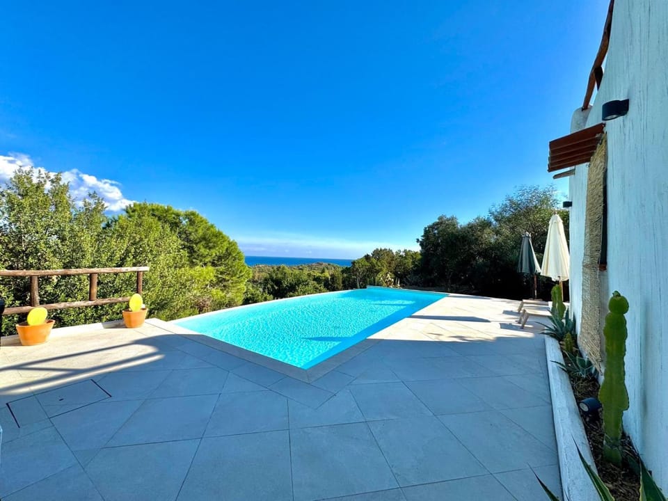 Natural landscape, Mountain view, Pool view, Swimming pool, Swimming pool