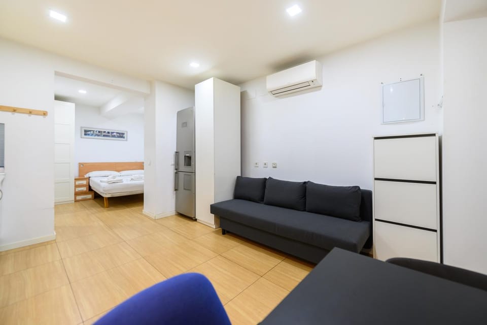 EMO470A - Acogedor estudio en Ciudad Lineal - Alquiler temporal Apartment in Madrid