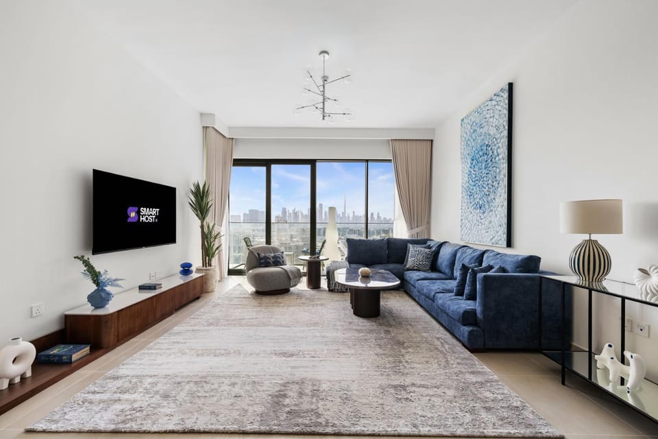 Luxury 2BR with Burj Khalifa View in Port Rashid Apartment in Dubai