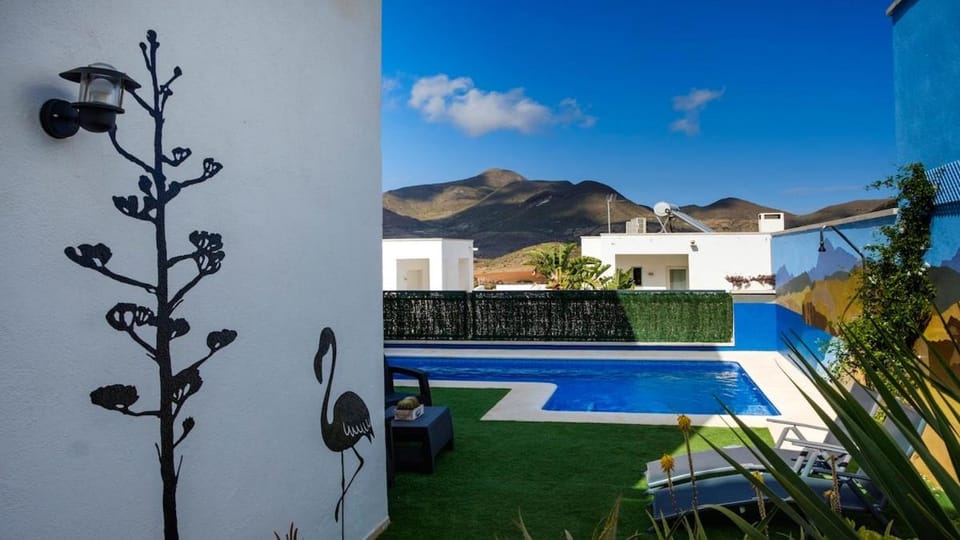 Garden, Swimming pool