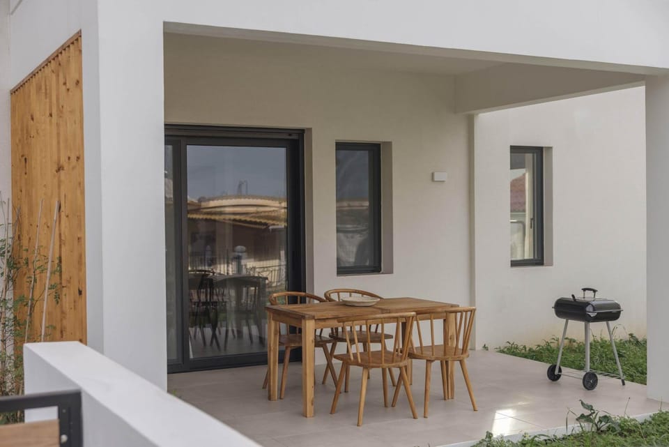 Day, Balcony/Terrace, Seating area
