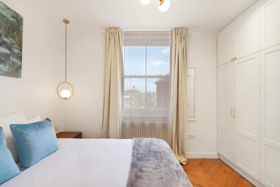 Bed, Bedroom, wardrobe