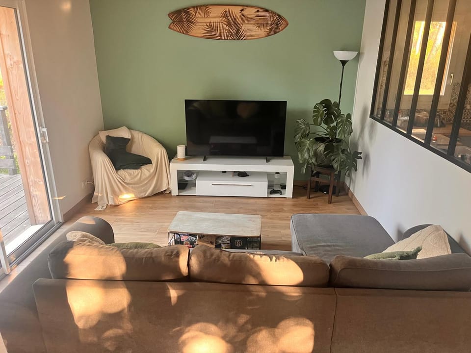 Communal lounge/ TV room, Seating area