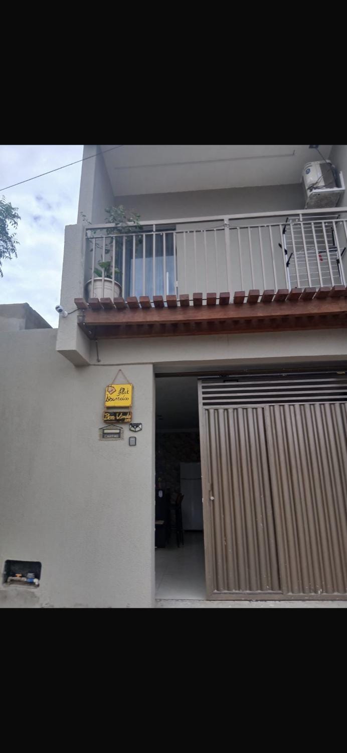 Property building, Day, Balcony/Terrace, Street view