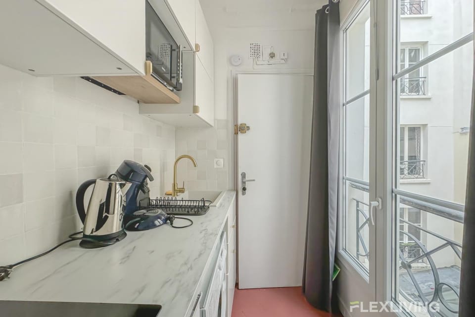 Studio 5 min from Gare de lEst lively & cultural area Apartment in Paris