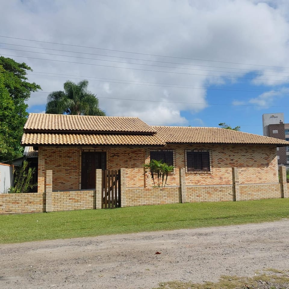 Property building, Day, Landmark view
