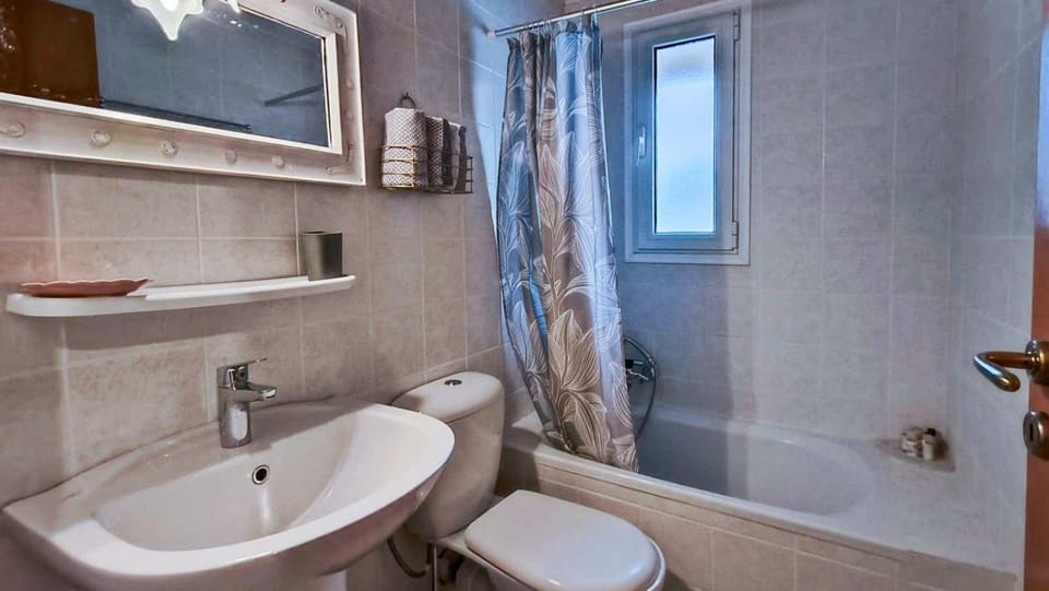 Sivota Panorama Apartment with Stunning Sea Views Apartment in Lefkada, Lefkada Municipality, Greece