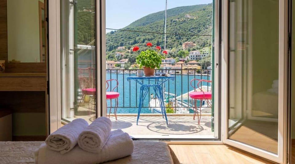 Natural landscape, View (from property/room), Balcony/Terrace, Sea view