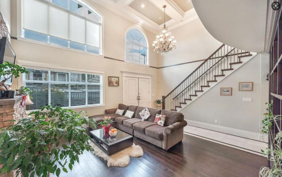 Vancouver Burnaby Villa 48 Vacation rental in Burnaby