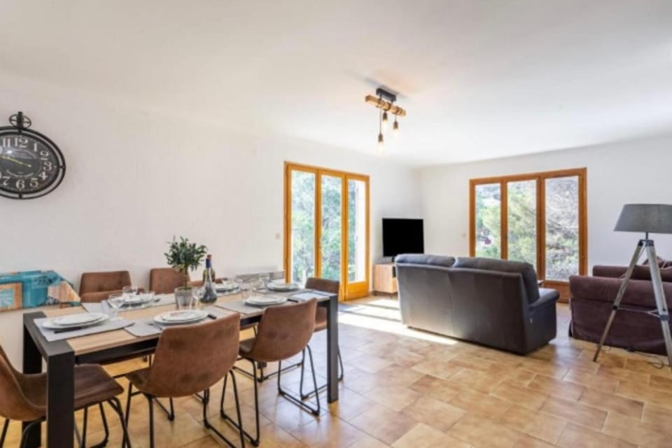 Spacious house with pool in Sainte-Maxime House in Sainte-Maxime