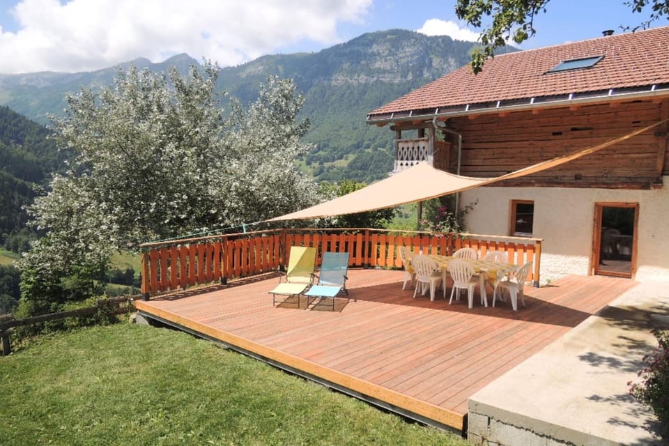 L'Écrin de Jana - Family chalet with garden Chalet in Haute-Savoie