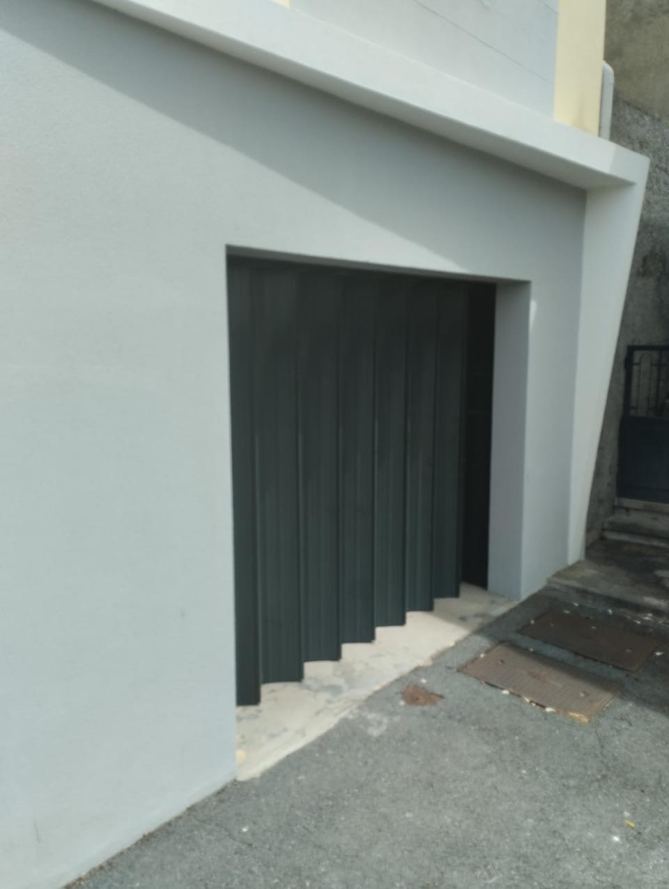 Facade/entrance