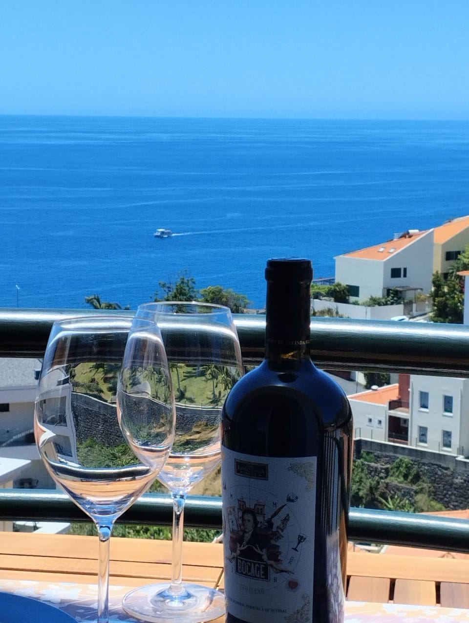 Day, Natural landscape, View (from property/room), Balcony/Terrace, Food and drinks, Sea view, Drinks