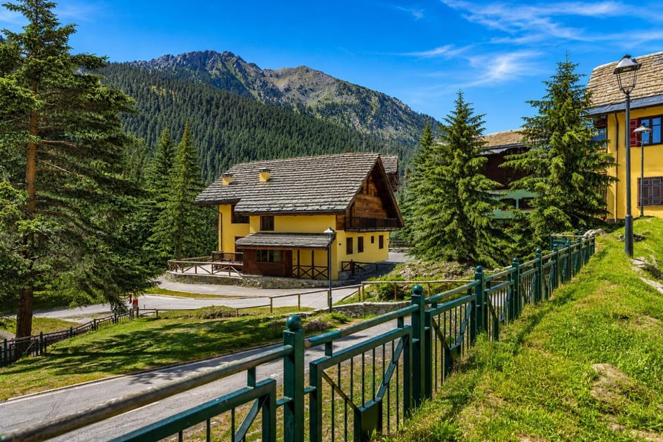 Hostdomus - Chalet Claviere Apartment in Piedmont