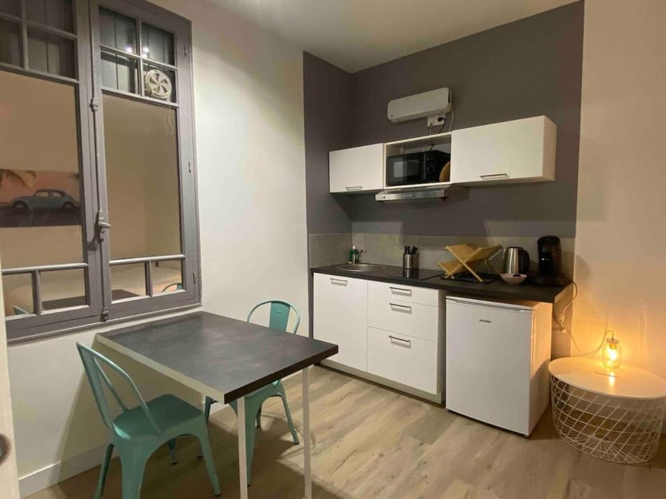 V1 lumineux studio plein centre - 5 min Golfech Apartment in Occitanie