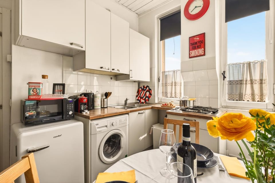 Kitchen or kitchenette, kitchen, kitchen