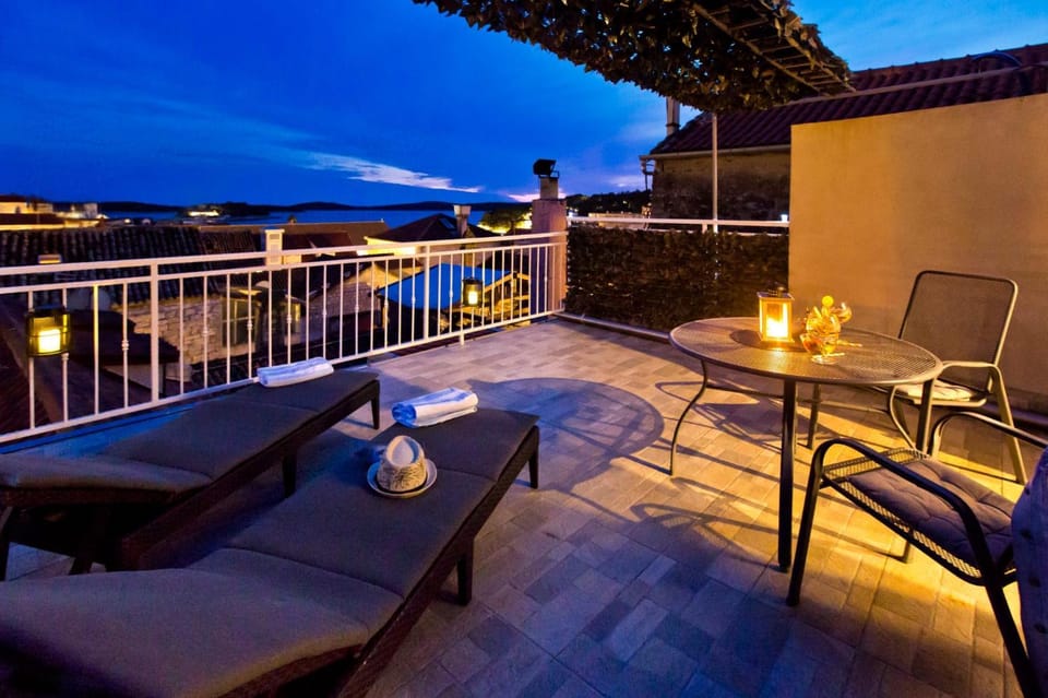 Night, View (from property/room)