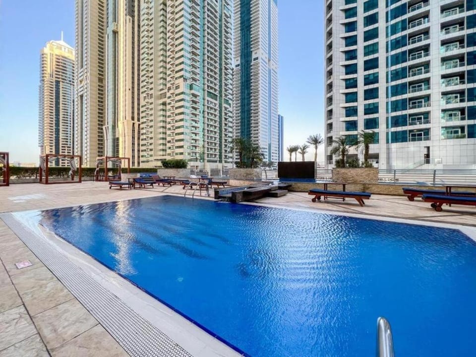 City view, Swimming pool