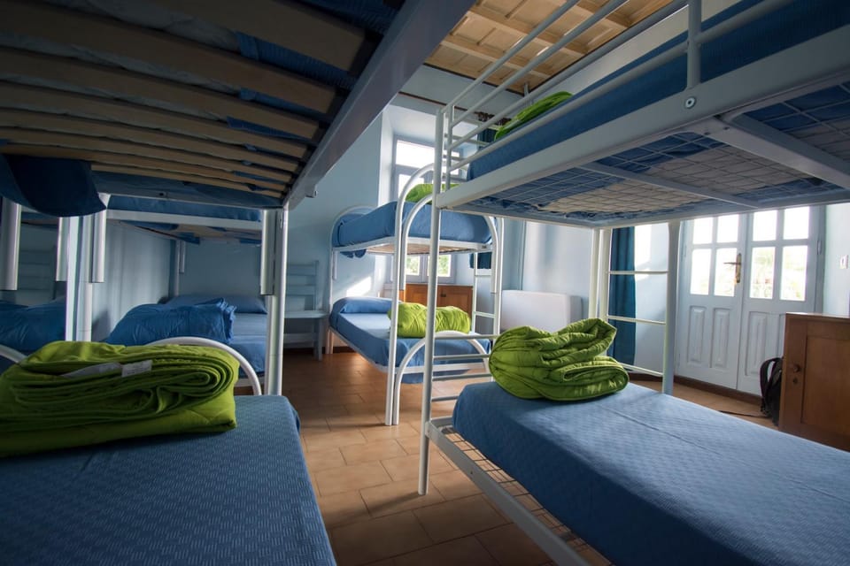 Bed, Photo of the whole room, Bedroom, bunk bed, heating, internet