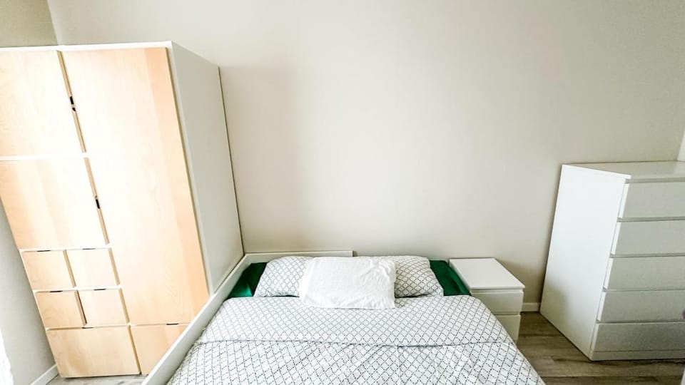 Le Scandi Mix - T3 lumineux, parking et ascenseur Apartment in Drancy