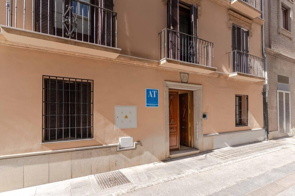 Property building, Street view