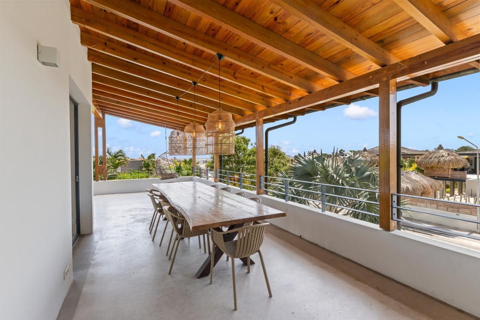 Tropical Villa Royal, with sea view, in Jan Thiel, only 5 min to the beach! Villa in Jan Thiel