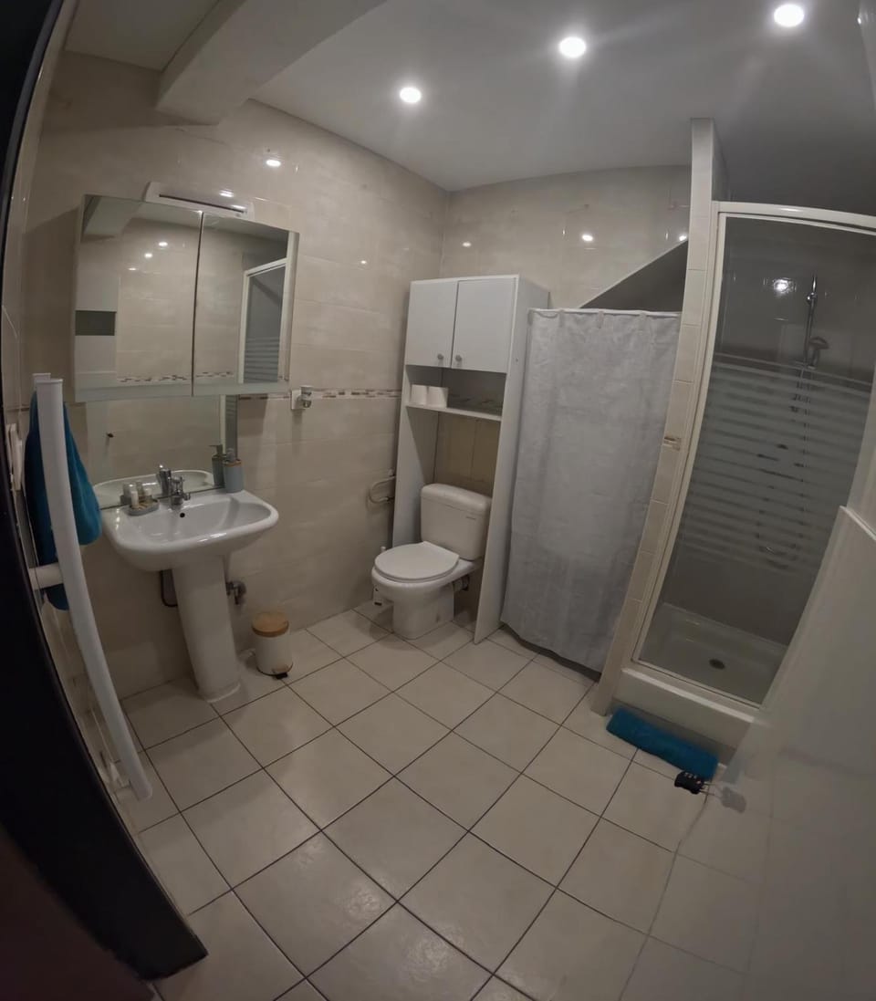 Shower, Bathroom
