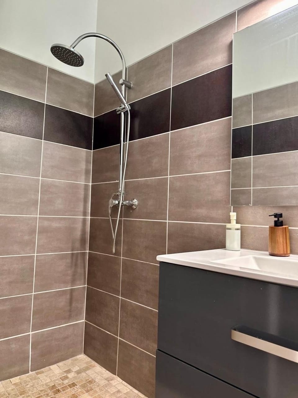 Appartement Elegant au Coeur de Pointe a Pitre Apartment in Les Abymes