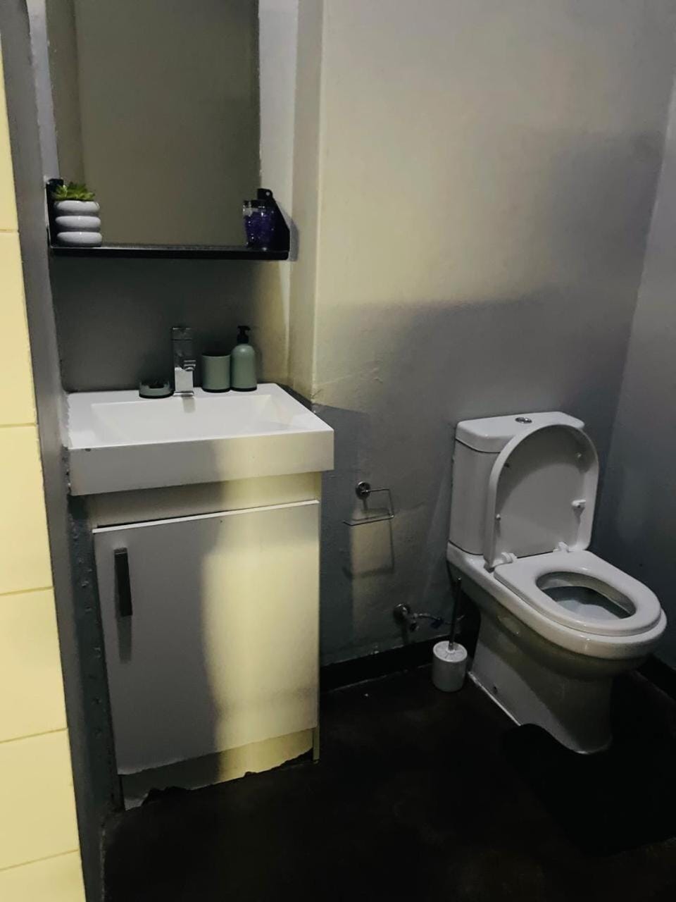 Main Street Jozi Maboneng Vibe Relax, Work & Play Apartment in Johannesburg